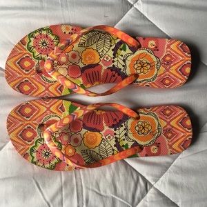 Vera Bradley Flip Flops
